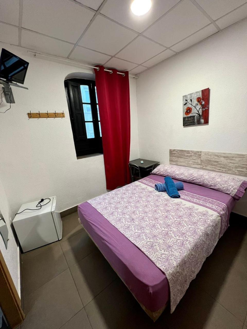 Hostal Milan Alicante Exterior foto