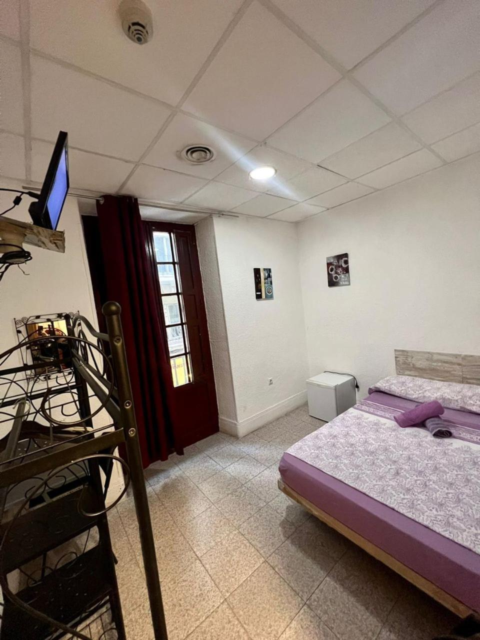 Hostal Milan Alicante Exterior foto